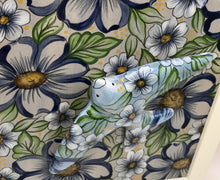 Carregar imagem no visualizador da galeria, Andorinha, Pintura, Azulejo, Decoração, flores azuis, azul, quadro de andorinha, arte, pintura em azulejo (cópia)