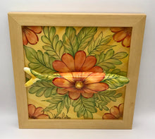 Carregar imagem no visualizador da galeria, Quadro Azulejo Sardinha, Sardinha, Azulejo, Decoração, Cerâmica, quadro floral, quadro de sardinha, pintura em azulejo, tradicional português, sardinha portuguesa,