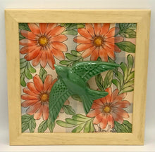 Carregar imagem no visualizador da galeria, Andorinha, Pintura, Azulejo, Decoração, floral, pintura em azulejo, andorinha portuguesa, pintura em cerâmica, quadro de andorinha, quadro,