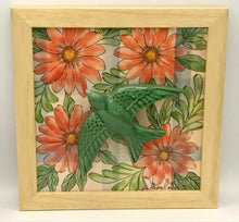 Carregar imagem no visualizador da galeria, Andorinha, Pintura, Azulejo, Decoração, floral, pintura em azulejo, andorinha portuguesa, pintura em cerâmica, quadro de andorinha, quadro,