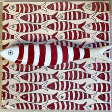 Carregar imagem no visualizador da galeria, Quadro Azulejo Sardinha, Listrado/ Vermelho- 24x24cm