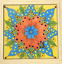 Carregar imagem no visualizador da galeria, Quadro de azulejo Clássico, pintado á mão, com moldura de madeira