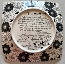 Carregar imagem no visualizador da galeria, Prato de Cerâmica tema Cordel