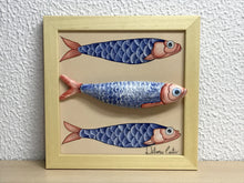 Carregar imagem no visualizador da galeria, Quadro Azulejo Sardinha, Artistica/Trio/Azul e Vermelho- 24x24cm