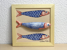 Carregar imagem no visualizador da galeria, Quadro Azulejo Sardinha, Artistica/Trio/Azul e Vermelho- 24x24cm