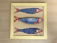 Carregar imagem no visualizador da galeria, Quadro Azulejo Sardinha, Artistica/Trio/Azul e Vermelho- 24x24cm
