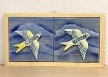 Carregar imagem no visualizador da galeria, Quadro de Andorinhas, Azulejos Pintados à Mão, Clássicos da Cultura Portuguesa, Quadro de Azulejos, Quadro com Moldura, Painel de Azulejos,