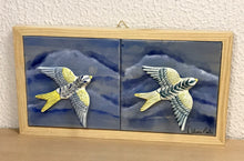 Carregar imagem no visualizador da galeria, Quadro de Andorinhas, Azulejos Pintados à Mão, Clássicos da Cultura Portuguesa, Quadro de Azulejos, Quadro com Moldura, Painel de Azulejos,