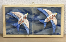 Carregar imagem no visualizador da galeria, Quadro de Andorinhas, Azulejos Pintados à Mão, Clássicos da Cultura Portuguesa, Quadro de Azulejos, Quadro com Moldura, Painel de Azulejos,