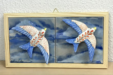 Carregar imagem no visualizador da galeria, Quadro de Andorinhas, Azulejos Pintados à Mão, Clássicos da Cultura Portuguesa, Quadro de Azulejos, Quadro com Moldura, Painel de Azulejos,