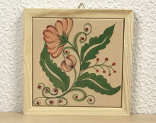 Carregar imagem no visualizador da galeria, Quadro de azulejo Clássico, pintado á mão, com moldura de madeira