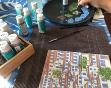 Carregar imagem no visualizador da galeria, Quadro com Pintura Naif, com Moldura de Madeira, Pintura em Azulejo, Arte Naif, pintado à Mão, Decoração, Edição limitada, Pequeno 24x24cm