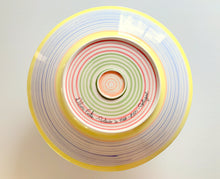 Carregar imagem no visualizador da galeria, Prato de Cerâmica produzido e pintado à mão, cerâmica, decoração, Clássico, utilitário, arte,pintura em cerâmica