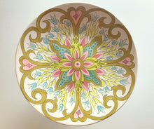 Carregar imagem no visualizador da galeria, Prato de Cerâmica produzido e pintado à mão, Cerâmica, decoração, clássico, utilitário, arte