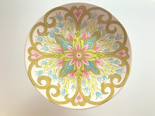 Carregar imagem no visualizador da galeria, Prato de Cerâmica produzido e pintado à mão, Cerâmica, decoração, clássico, utilitário, arte