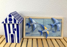 Carregar imagem no visualizador da galeria, Quadro Azulejos- Céu de Andorinhas - 18x33x5cm