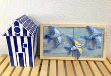 Carregar imagem no visualizador da galeria, Quadro Azulejos- Céu de Andorinhas - 18x33x5cm