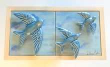 Carregar imagem no visualizador da galeria, Quadro Azulejos- Céu de Andorinhas - 18x33x5cm