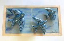 Carregar imagem no visualizador da galeria, Quadro Azulejos- Céu de Andorinhas - 18x33x5cm