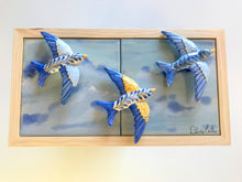 Carregar imagem no visualizador da galeria, Quadro Azulejos- Céu de Andorinhas - 18x33x5cm