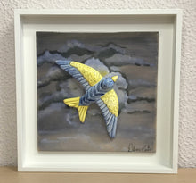 Carregar imagem no visualizador da galeria, Quadro Andorinha, Pintura á mão, Azulejo Português, Decoração, Cultura e Tradicional portuguesa, Andorinha Portuguesa, cerâmica Portuguesa,