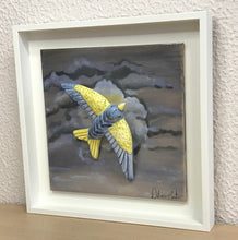 Carregar imagem no visualizador da galeria, Quadro Andorinha, Pintura á mão, Azulejo Português, Decoração, Cultura e Tradicional portuguesa, Andorinha Portuguesa, cerâmica Portuguesa,