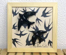 Carregar imagem no visualizador da galeria, Quadro Azulejo e Andorinhas, Clássica- 24x24cm
