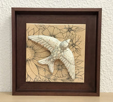 Carregar imagem no visualizador da galeria, Quadro Andorinha, Pintura á mão, Azulejo Português, Decoração, Cultura e Tradicional portuguesa, Andorinha Portuguesa, cerâmica Portuguesa