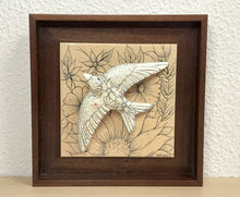 Carregar imagem no visualizador da galeria, Quadro Andorinha, Pintura á mão, Azulejo Português, Decoração, Cultura e Tradicional portuguesa, Andorinha Portuguesa, cerâmica Portuguesa