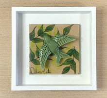 Carregar imagem no visualizador da galeria, Quadro Andorinha, Pintura à mão, Azulejo Português, Decoração, Cultura e Tradicional portuguesa, Andorinha Portuguesa, cerâmica Portuguesa,