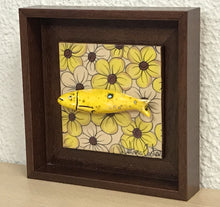 Carregar imagem no visualizador da galeria, Quadro Sardinha, Pintura á mão, Azulejo Português, Decoração, Cultura e Tradicional portuguesa, Sardinha Portuguesa, cerâmica Portuguesa