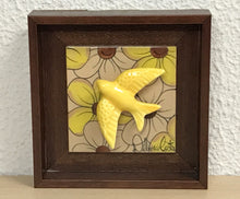 Carregar imagem no visualizador da galeria, Quadro Andorinha, Pintura à mão, Azulejo Português, Decoração, Cultura e Tradicional portuguesa, Andorinha Portuguesa, cerâmica Portuguesa,