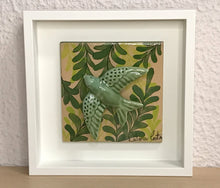 Carregar imagem no visualizador da galeria, Quadro Andorinha, Pintura à mão, Azulejo Português, Decoração, Cultura e Tradicional portuguesa, Andorinha Portuguesa, cerâmica Portuguesa,