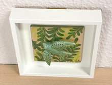 Carregar imagem no visualizador da galeria, Quadro Andorinha, Pintura à mão, Azulejo Português, Decoração, Cultura e Tradicional portuguesa, Andorinha Portuguesa, cerâmica Portuguesa,