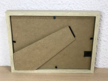 Carregar imagem no visualizador da galeria, Quadrinho Pintado à Mão em Aguarela, com Moldura, Pintura Naif, Pequena Moldura, Arte Decorativa, Pintura em Papel, Aquarela, Casinhas