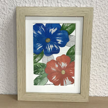 Carregar imagem no visualizador da galeria, Quadrinho Pintado á Mão em Aguarela, com Moldura, Pintura floral, Pequena Moldura, Arte Decorativa, Pintura em Papel, Aquarela, flores