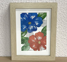 Carregar imagem no visualizador da galeria, Quadrinho Pintado á Mão em Aguarela, com Moldura, Pintura floral, Pequena Moldura, Arte Decorativa, Pintura em Papel, Aquarela, flores