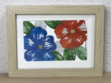 Carregar imagem no visualizador da galeria, Quadrinho Pintado á Mão em Aguarela, com Moldura, Pintura floral, Pequena Moldura, Arte Decorativa, Pintura em Papel, Aquarela, flores