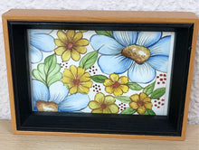 Carregar imagem no visualizador da galeria, Quadrinho Pintado á Mão em Aguarela, com Moldura, Pintura floral, Pequena Moldura, Arte Decorativa, Pintura em Papel, Aquarela, flores