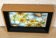 Carregar imagem no visualizador da galeria, Quadrinho Pintado á Mão em Aguarela, com Moldura, Pintura floral, Pequena Moldura, Arte Decorativa, Pintura em Papel, Aquarela, flores