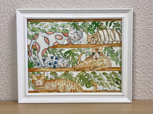 Carregar imagem no visualizador da galeria, Quadrinho pintado à mão em aguarela, com moldura, gato colorido, pequena moldura, arte decorativa, pintura em papel, pintura aquarela, pet