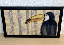 Carregar imagem no visualizador da galeria, Quadro de Azulejo, Pintado à Mão, com Moldura, Pintura Original, Tucano, Passaro Exótico, Tropical, Decoração, Arte para Pendura, Natureza