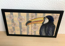 Carregar imagem no visualizador da galeria, Quadro de Azulejo, Pintado à Mão, com Moldura, Pintura Original, Tucano, Passaro Exótico, Tropical, Decoração, Arte para Pendura, Natureza