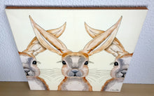 Carregar imagem no visualizador da galeria, Quadro com Pintura Coelhos, Pop Art, Pintura Pop, Coelhos, Arte para Pendura, Arte Figurativa, Quadro divertido, Tela, Impressão em Tela