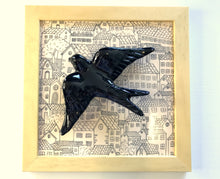 Carregar imagem no visualizador da galeria, Quadro Azulejo Andorinha, Urbano - Filete/Preto - 24x24cm