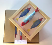 Carregar imagem no visualizador da galeria, Quadro Azulejo Sardinha, Trio de Sardilhas- 24x24cm