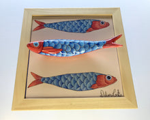 Carregar imagem no visualizador da galeria, Quadro Azulejo Sardinha, Artistica/Trio/Azul e Vermelho- 24x24cm