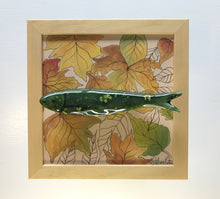Carregar imagem no visualizador da galeria, Quadro Azulejo Sardinha, Outono/ Efeito/ Verde - 24x24cm