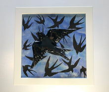 Carregar imagem no visualizador da galeria, Quadro Azulejo Andorinha, Céu /Azul - 24x24cm