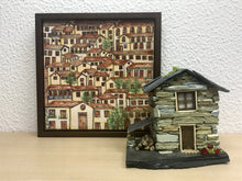 Carregar imagem no visualizador da galeria, Quadro com Pintura Naif, com Moldura de Madeira, Pintura em Azulejo, Arte Naif, pintado à Mão, Decoração, Edição limitada, Pequeno 24x24cm